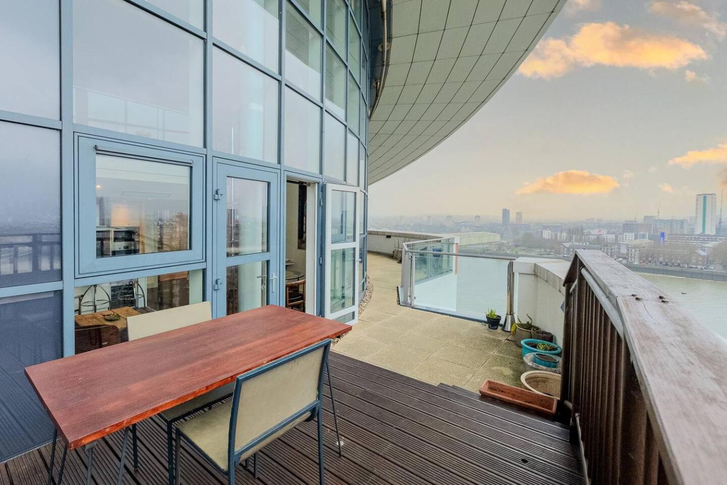 London Canary Wharf Riverside Penthouse Apartment Exteriér fotografie